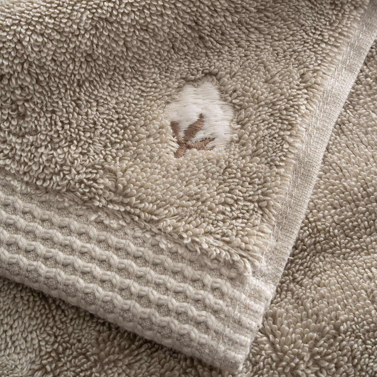 Pure Cotton Yüz Havlusu Organik Pamuk Kelebek Bordürlü Bej