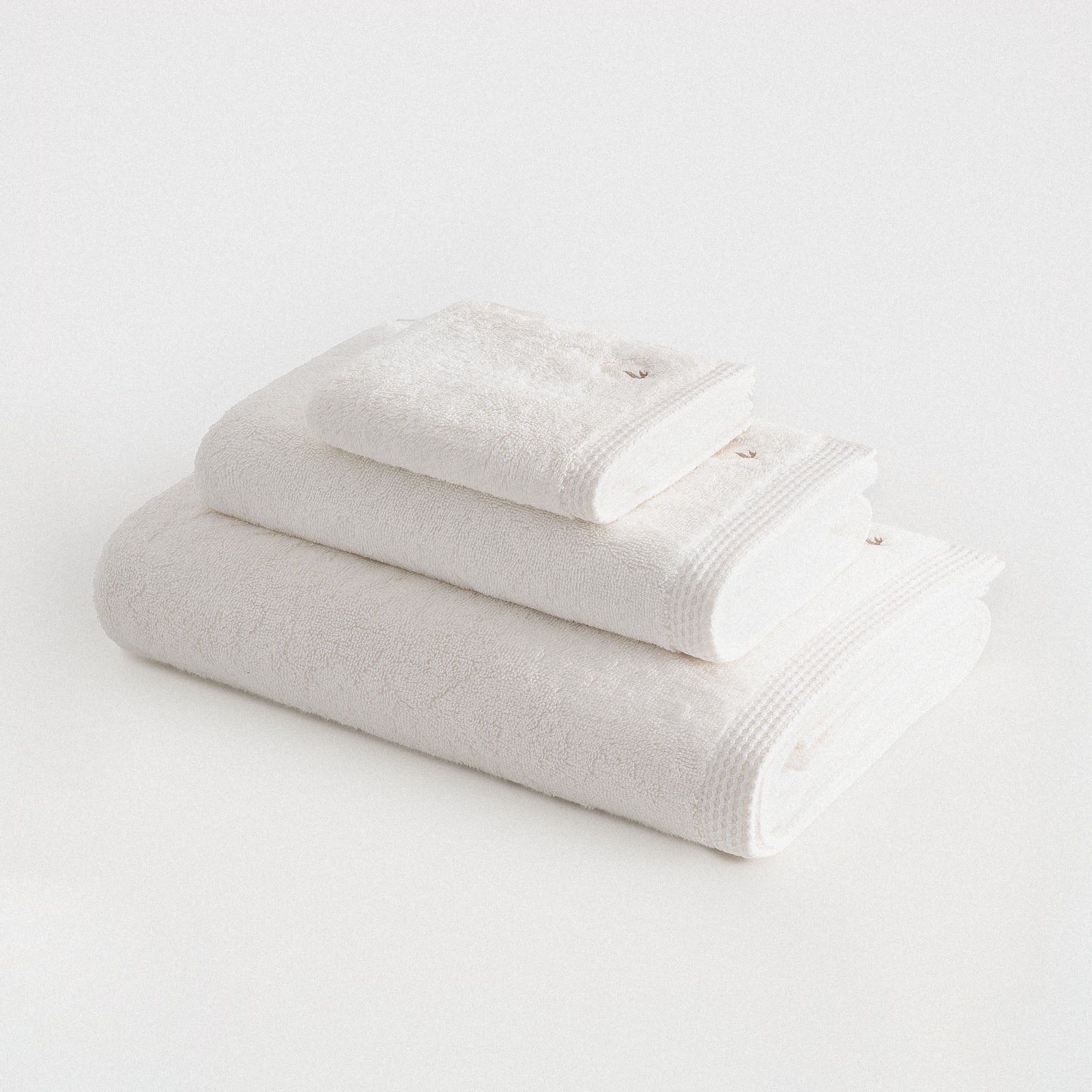 Pure Cotton 3 lü Havlu Seti Organik Pamuk Kelebek Bordürlü Krem