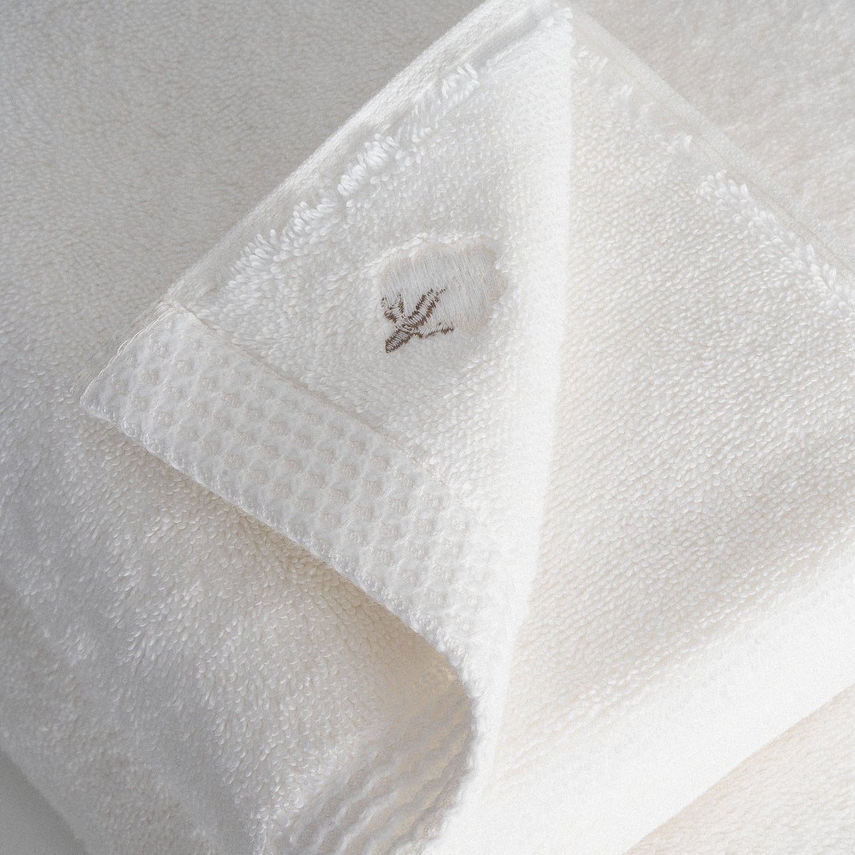 Pure Cotton 3 lü Havlu Seti Organik Pamuk Kelebek Bordürlü Krem