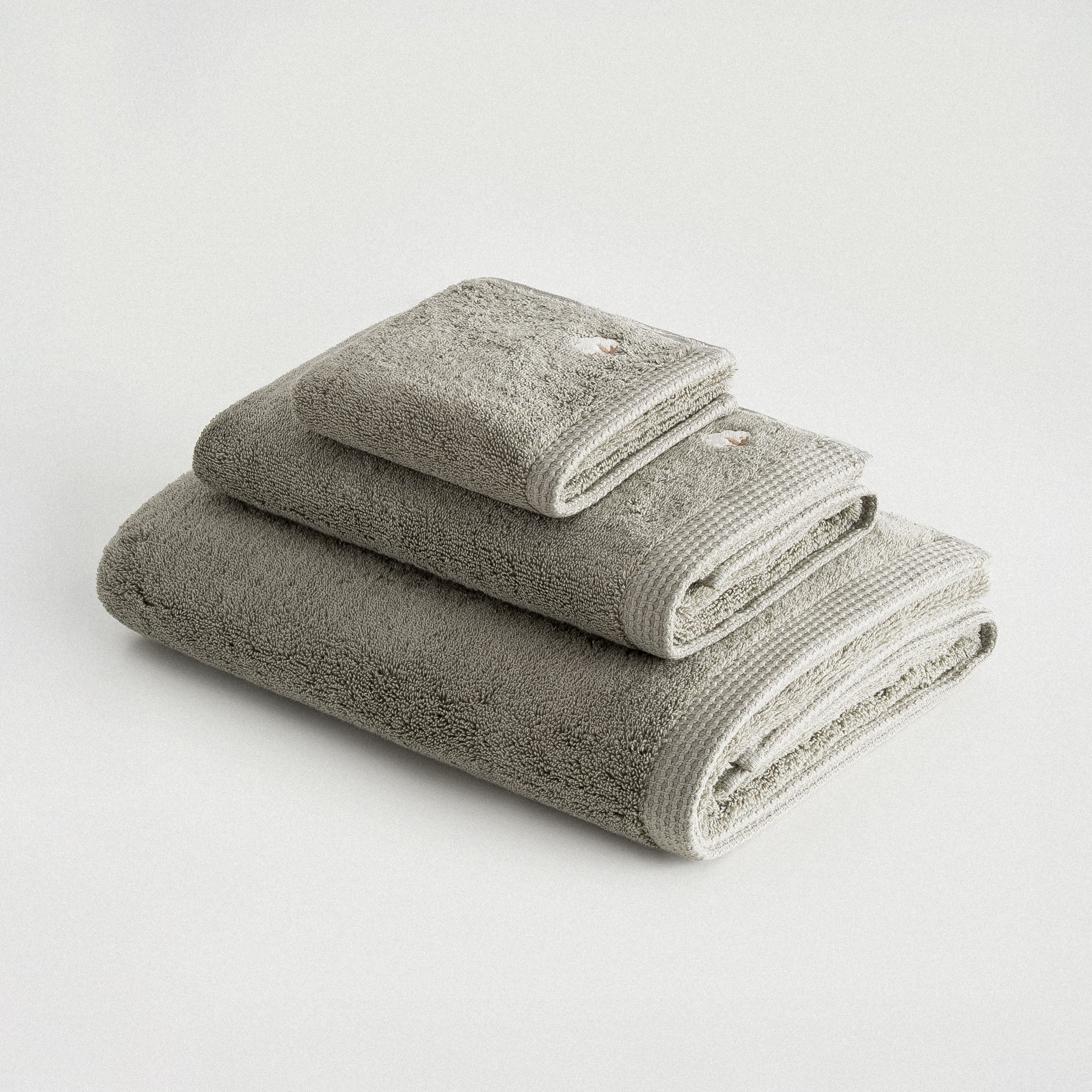 Pure Cotton 3 lü Havlu Seti Organik Pamuk Kelebek Bordürlü Yeşil
