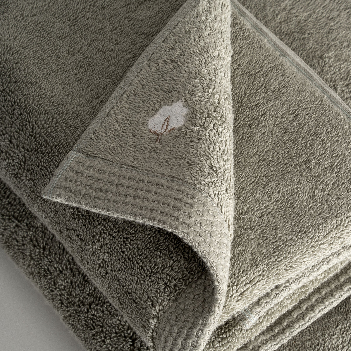 Pure Cotton 3 lü Havlu Seti Organik Pamuk Kelebek Bordürlü Yeşil
